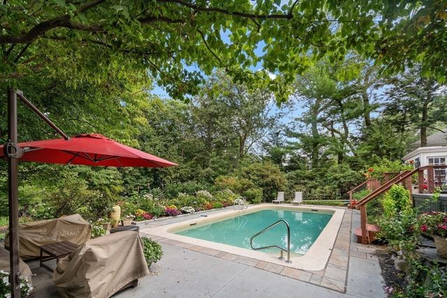 64 Varick Rd, Newton, MA 02468