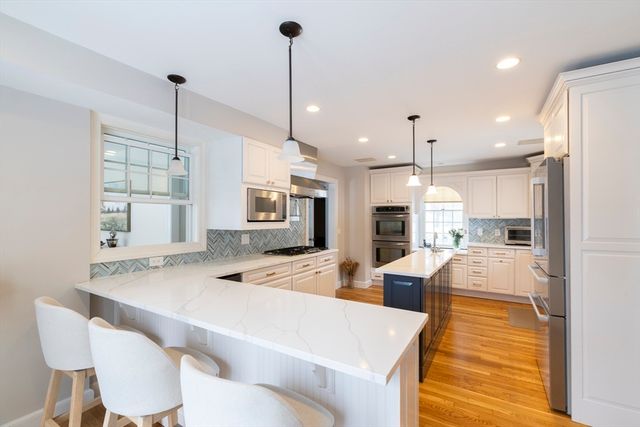 64 Varick Rd, Newton, MA 02468