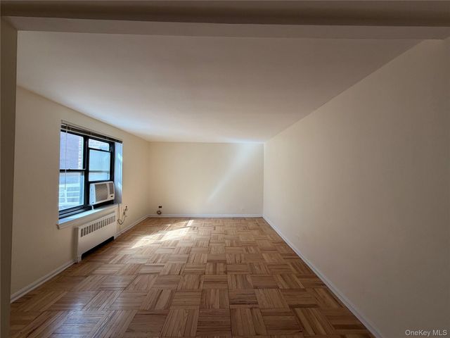 32-22 91 Street 106, East Elmhurst, NY 11369