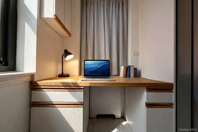 32-22 91 Street 106, East Elmhurst, NY 11369