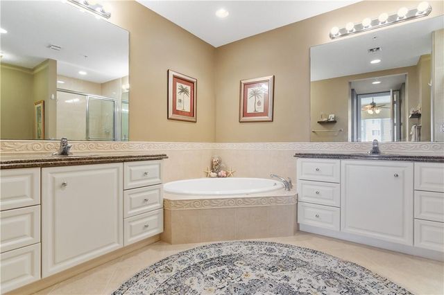 19 Harbour Isle Drive 106, Hutchinson Island, FL 34949