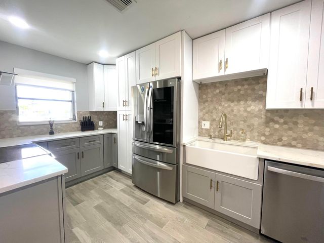 2638 Gately Drive E 67, West Palm Beach, FL 33415