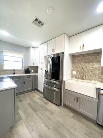 2638 Gately Drive E 67, West Palm Beach, FL 33415