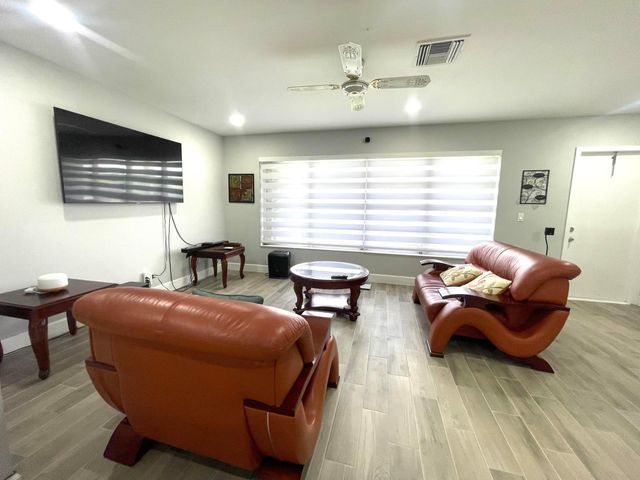 2638 Gately Drive E 67, West Palm Beach, FL 33415