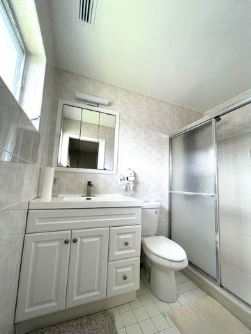 2638 Gately Drive E 67, West Palm Beach, FL 33415