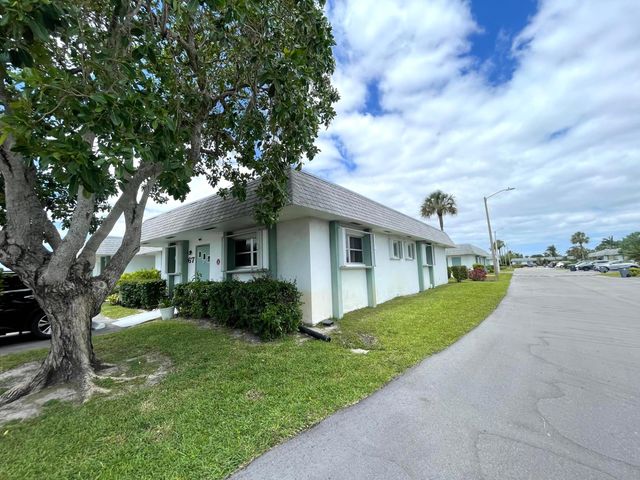 2638 Gately Drive E 67, West Palm Beach, FL 33415