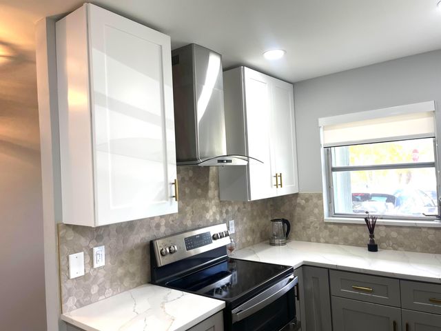 2638 Gately Drive E 67, West Palm Beach, FL 33415