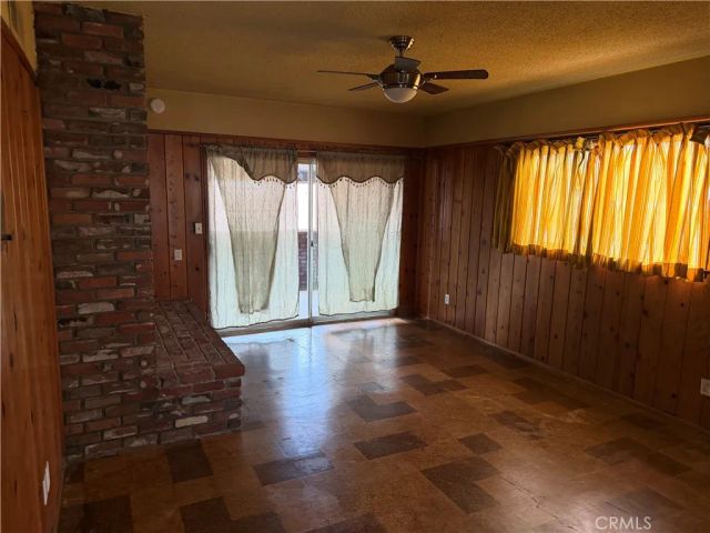 944 N Primrose, Rialto, CA 92376