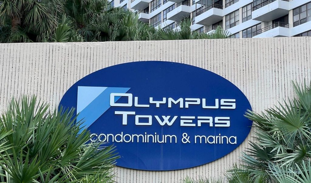 500 Three Islands Boulevard 213, Hallandale Beach, FL 33009