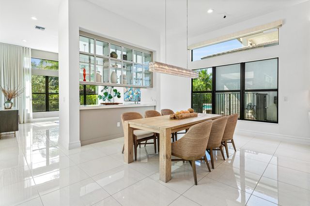 9594 Vescovato Way, Boca Raton, FL 33496