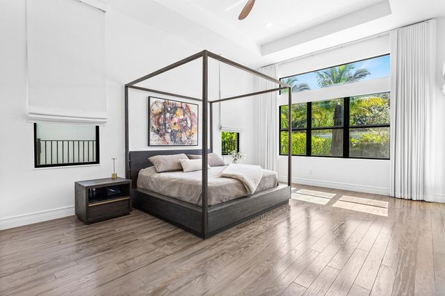 9594 Vescovato Way, Boca Raton, FL 33496