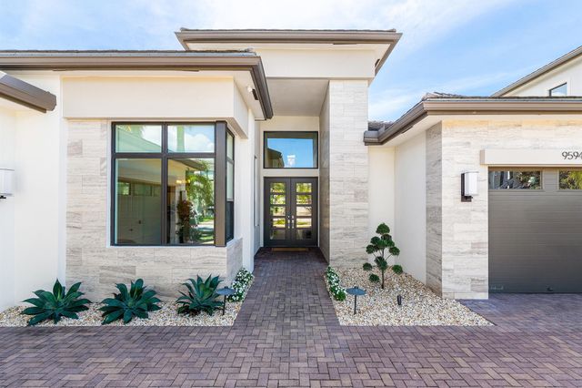 9594 Vescovato Way, Boca Raton, FL 33496