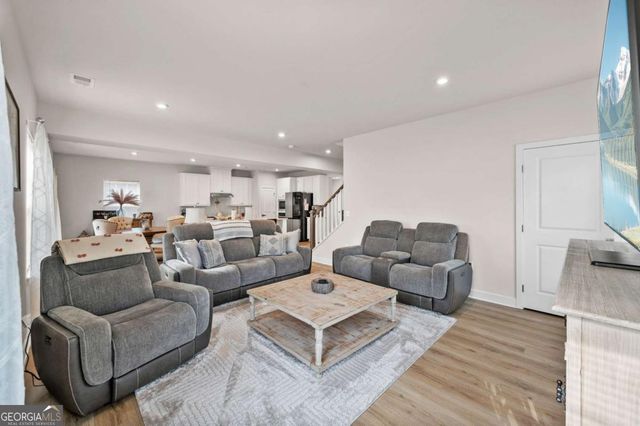 157 Asbury Circle, Calhoun, GA 30701