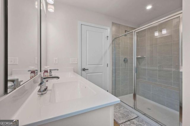 157 Asbury Circle, Calhoun, GA 30701