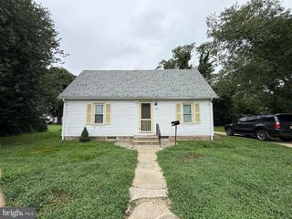 122 PRINCETON AVE, Gloucester City, NJ 08030