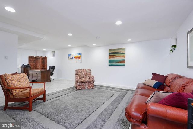 9505 COLUMBIA BLVD, Silver Spring, MD 20910