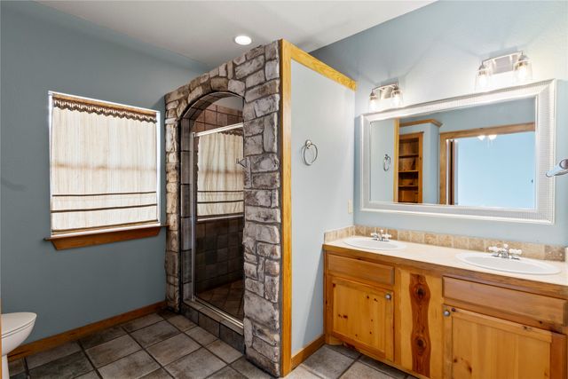 5459 Woodland Shores Drive, Log Cabin, TX 75148