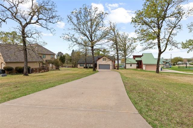5459 Woodland Shores Drive, Log Cabin, TX 75148