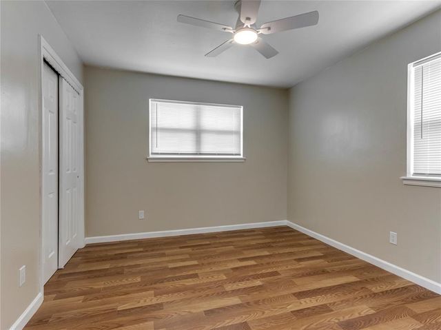 912 Meadowgreen Drive, Midwest City, OK 73110