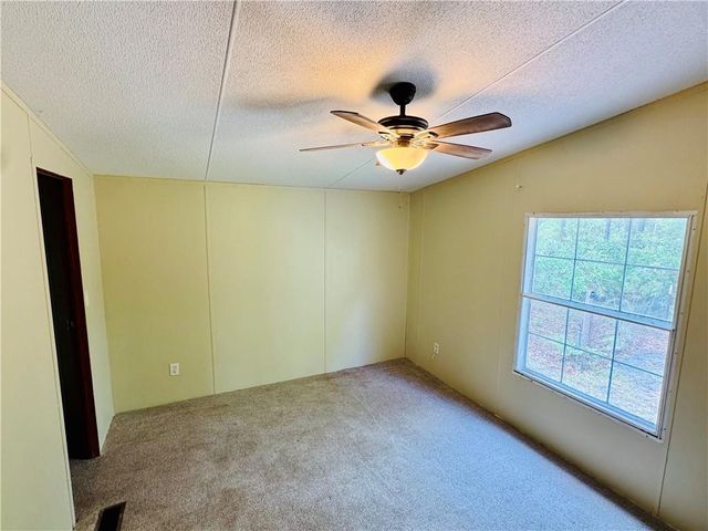 5062 Lampadoshia Road, Waverly, GA 31565