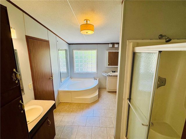 5062 Lampadoshia Road, Waverly, GA 31565