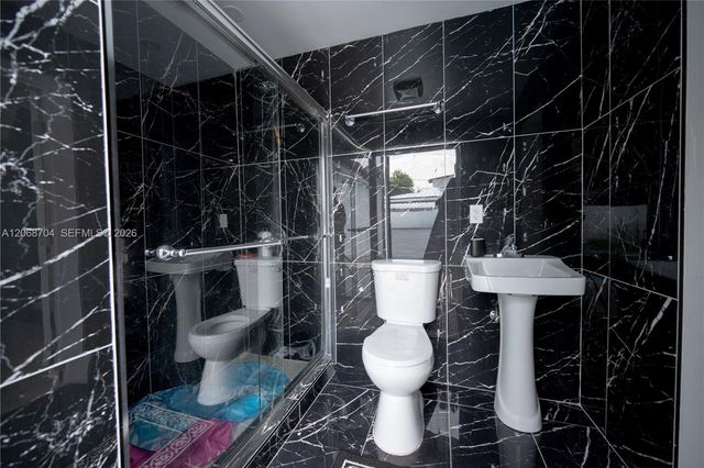 2920 SW 69th Avenue, Miami, FL 33155