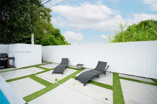 2920 SW 69th Avenue, Miami, FL 33155