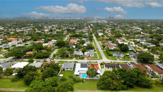 2920 SW 69th Avenue, Miami, FL 33155