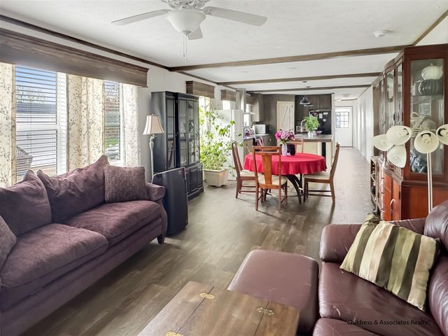 7342 Old Hickory Drive, Belmont, MI 49306