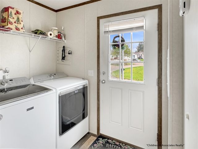 7342 Old Hickory Drive, Belmont, MI 49306