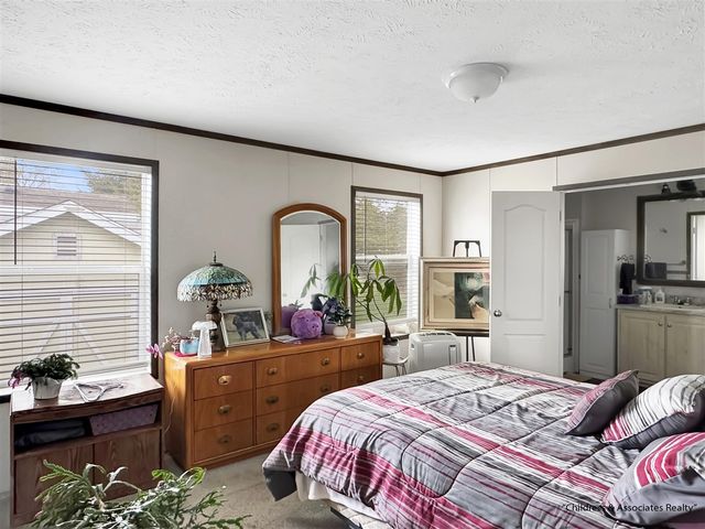 7342 Old Hickory Drive, Belmont, MI 49306