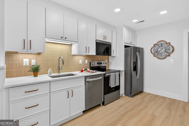 9103 Windrush Lane, Alpharetta, GA 30009