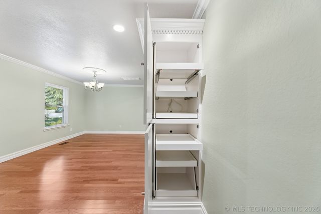 9905 S Maplewood Avenue, Tulsa, OK 74137