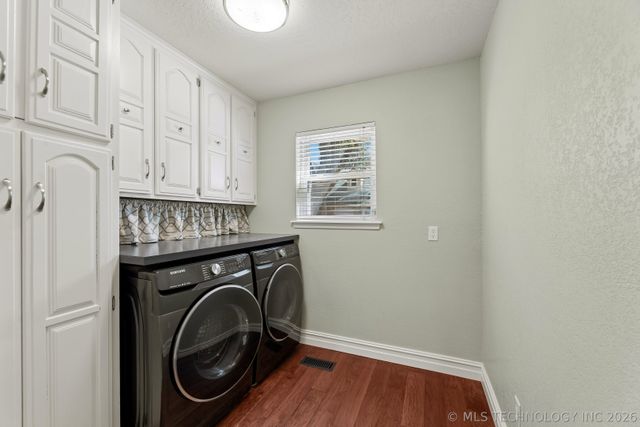 9905 S Maplewood Avenue, Tulsa, OK 74137