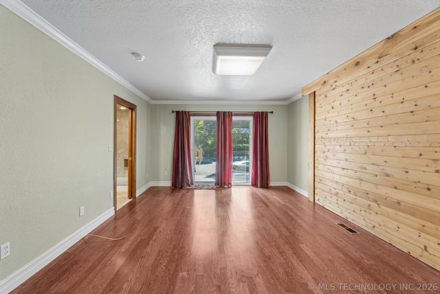 9905 S Maplewood Avenue, Tulsa, OK 74137