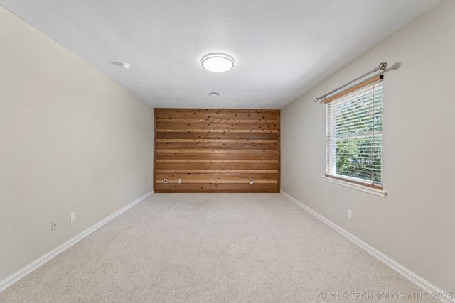 9905 S Maplewood Avenue, Tulsa, OK 74137