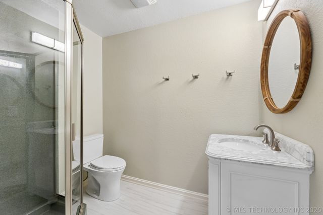 9905 S Maplewood Avenue, Tulsa, OK 74137