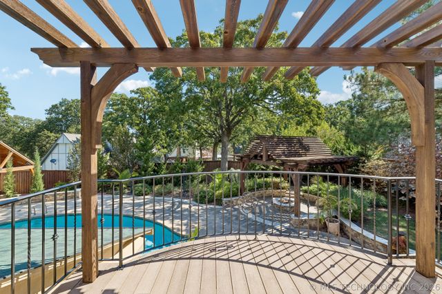 9905 S Maplewood Avenue, Tulsa, OK 74137