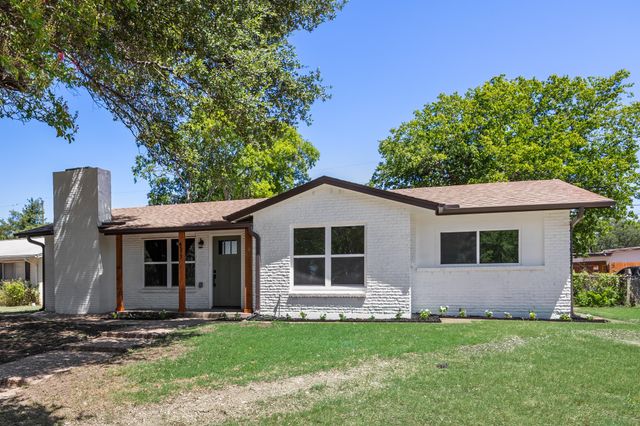 4577 Silversprings Drive, Dallas, TX 75211