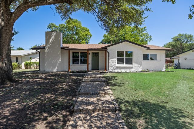 4577 Silversprings Drive, Dallas, TX 75211