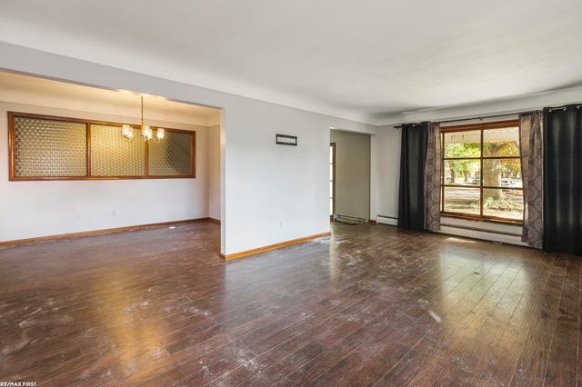 31461 Merrily St Street, Roseville, MI 48066