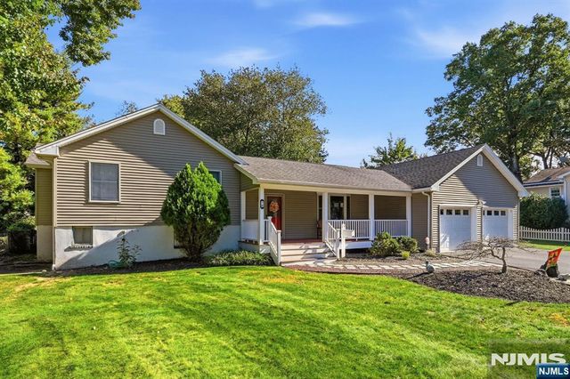 8 N 1st Street, Park Ridge, NJ 07656