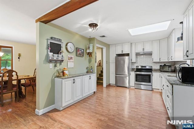 8 N 1st Street, Park Ridge, NJ 07656