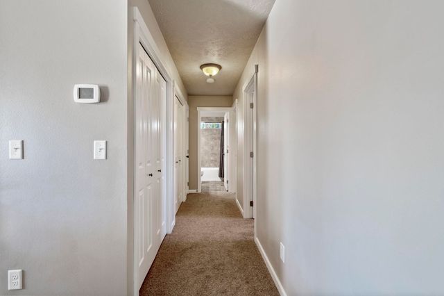 15317 N Hunters Pointe Rd, Mead, WA 99021