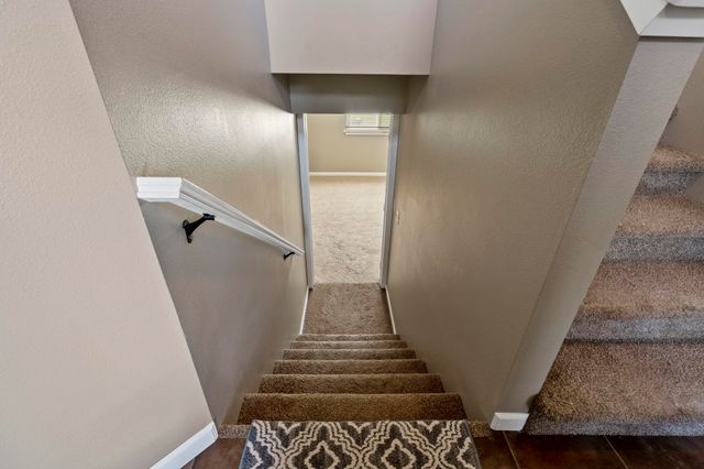 15317 N Hunters Pointe Rd, Mead, WA 99021