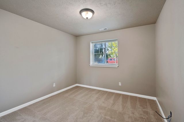 15317 N Hunters Pointe Rd, Mead, WA 99021