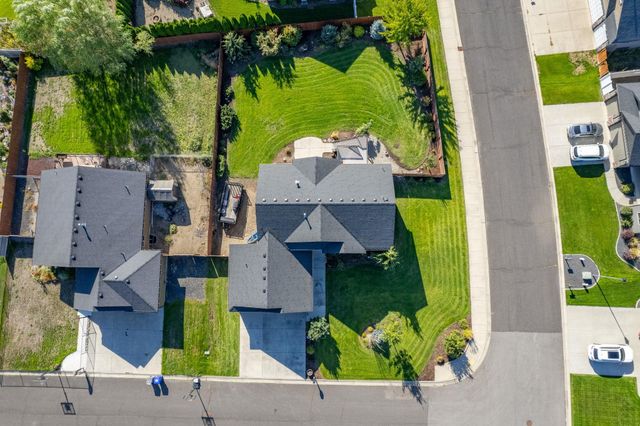 15317 N Hunters Pointe Rd, Mead, WA 99021