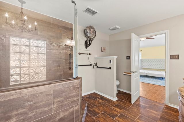 3135 Woodglen Drive, Commerce, TX 75428