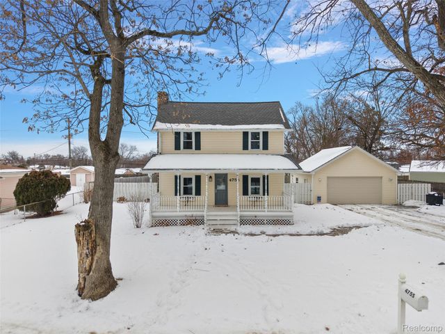 4755 Forest Avenue, Waterford Charter Township, MI 48328