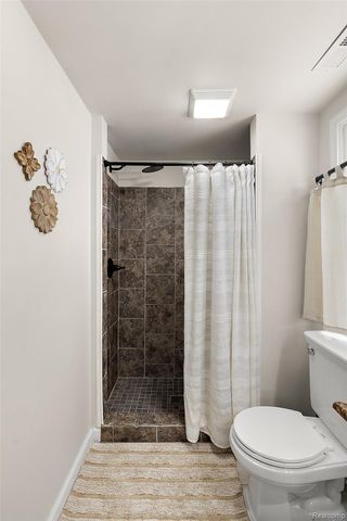 4755 Forest Avenue, Waterford Charter Township, MI 48328